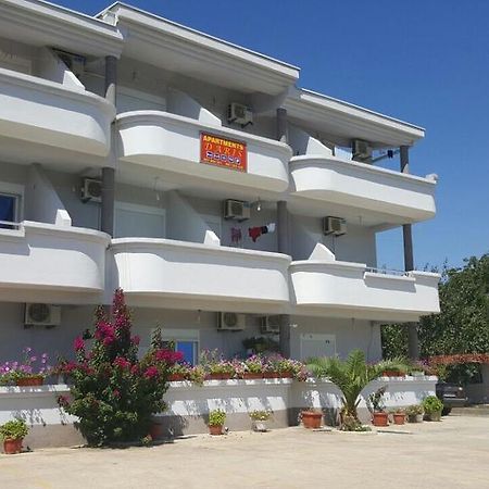Apartments Daris Ulcinj Esterno foto