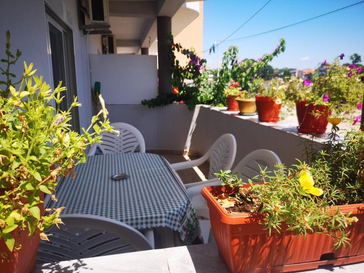 Apartments Daris Ulcinj Esterno foto